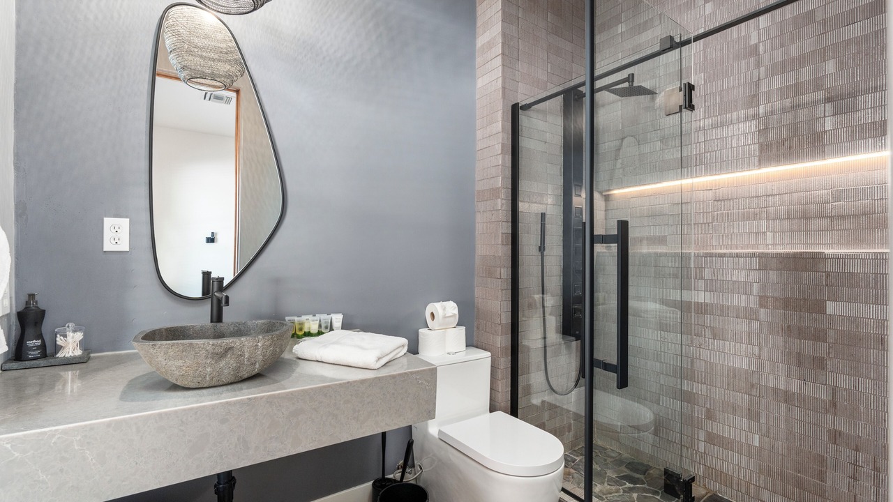 Photo of Bathroom in Central Scottsdale