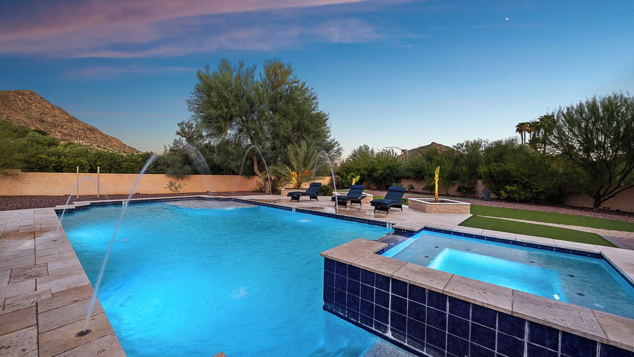 Photo of Outdoor in Paradise Hills