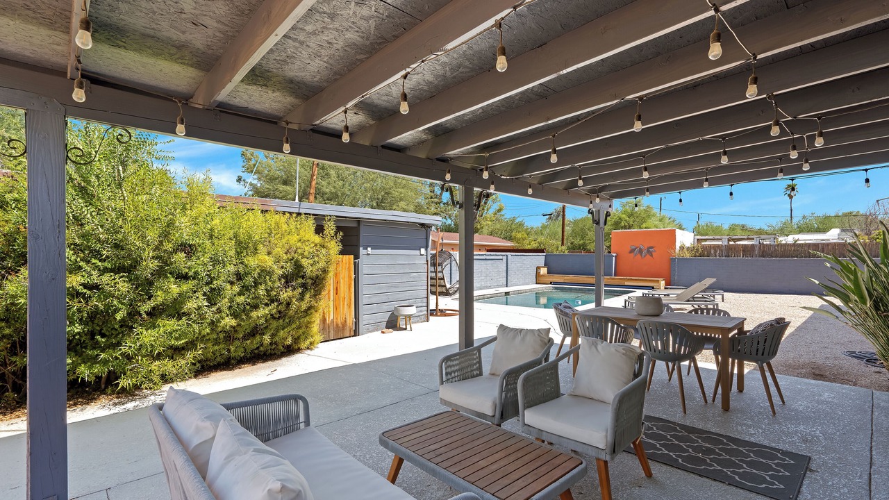 Photo of Outdoor in Peter Howell