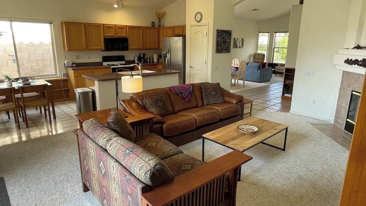 Photo of Livingroom in Encanto Canyon