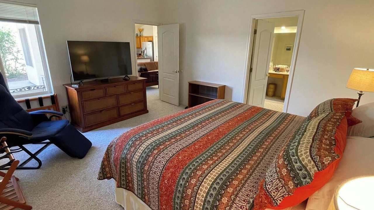 Photo of Bedroom in Encanto Canyon