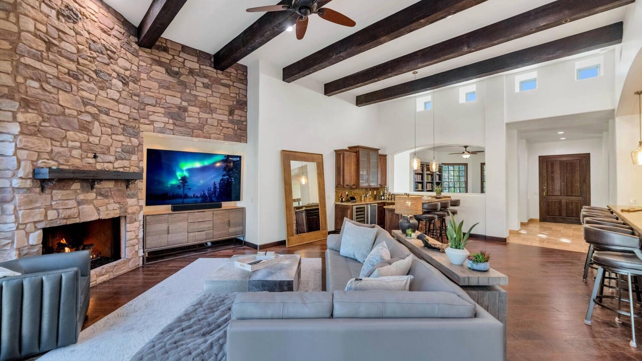 Photo of Bedroom in Central Scottsdale