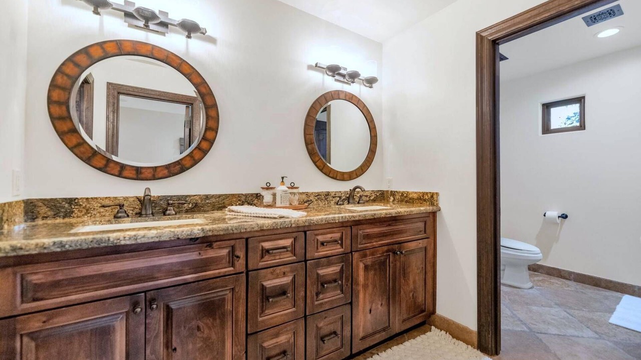 Photo of Bathroom in Central Scottsdale