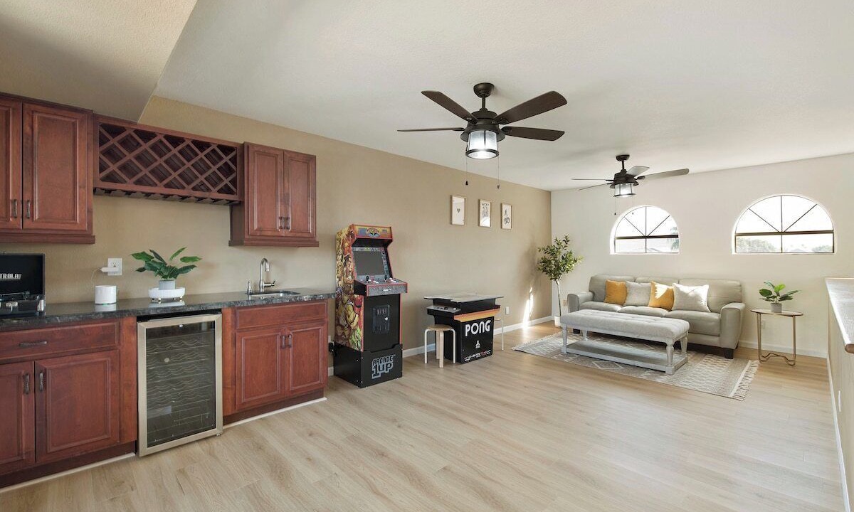 Photo of Livingroom in Arrowhead Lakes