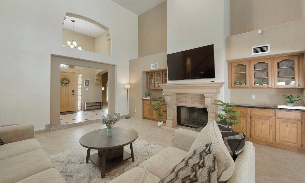 Photo of Livingroom in Arrowhead Lakes