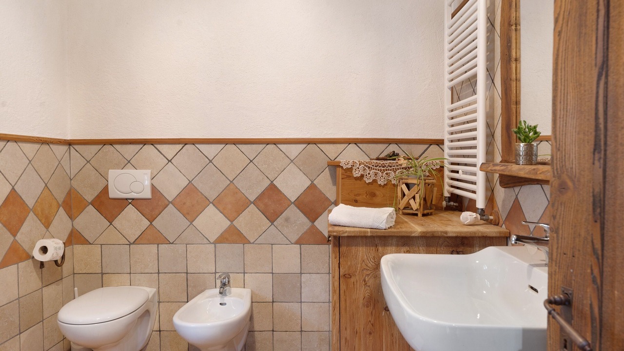 Photo of Bathroom in Coredo