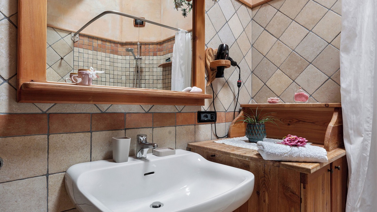 Photo of Bathroom in Coredo