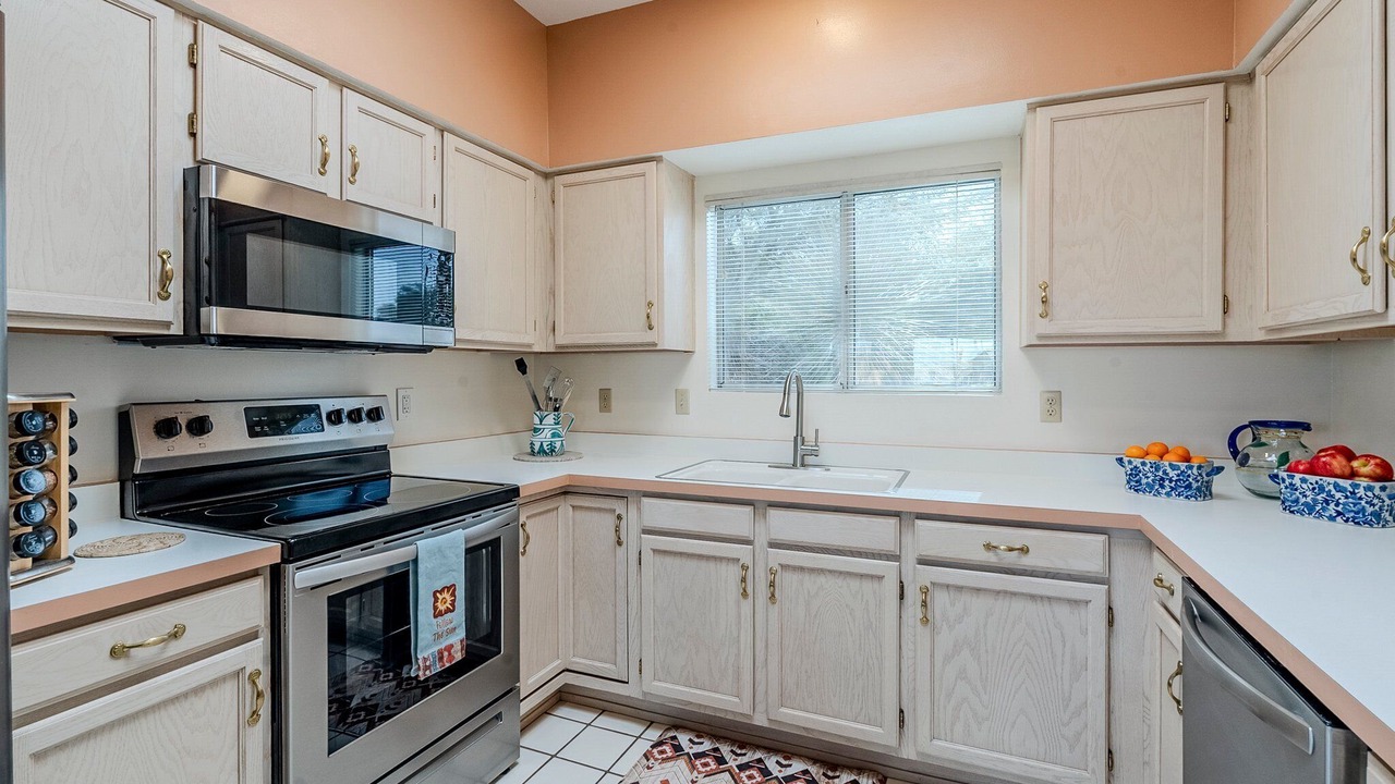 Photo of Kitchen in Canoa Estates
