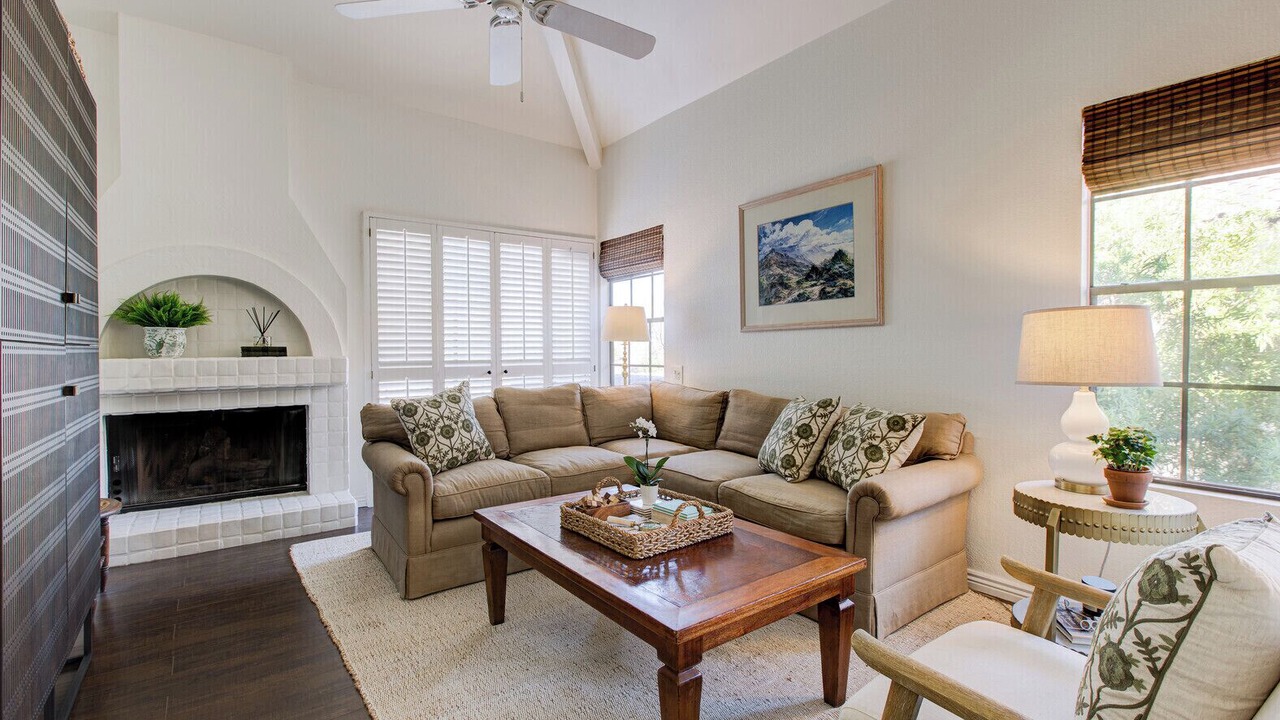 Photo of Livingroom in Scottsdale Ranch