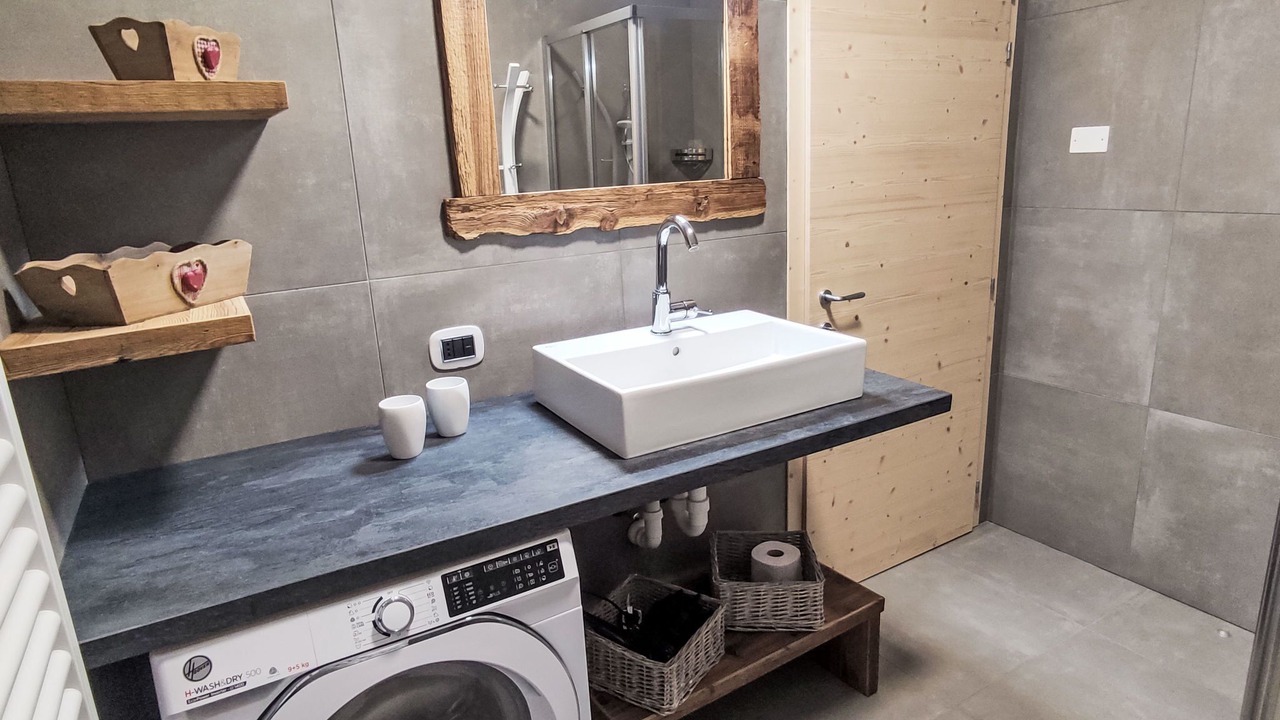 Photo of Bathroom in Pinzolo