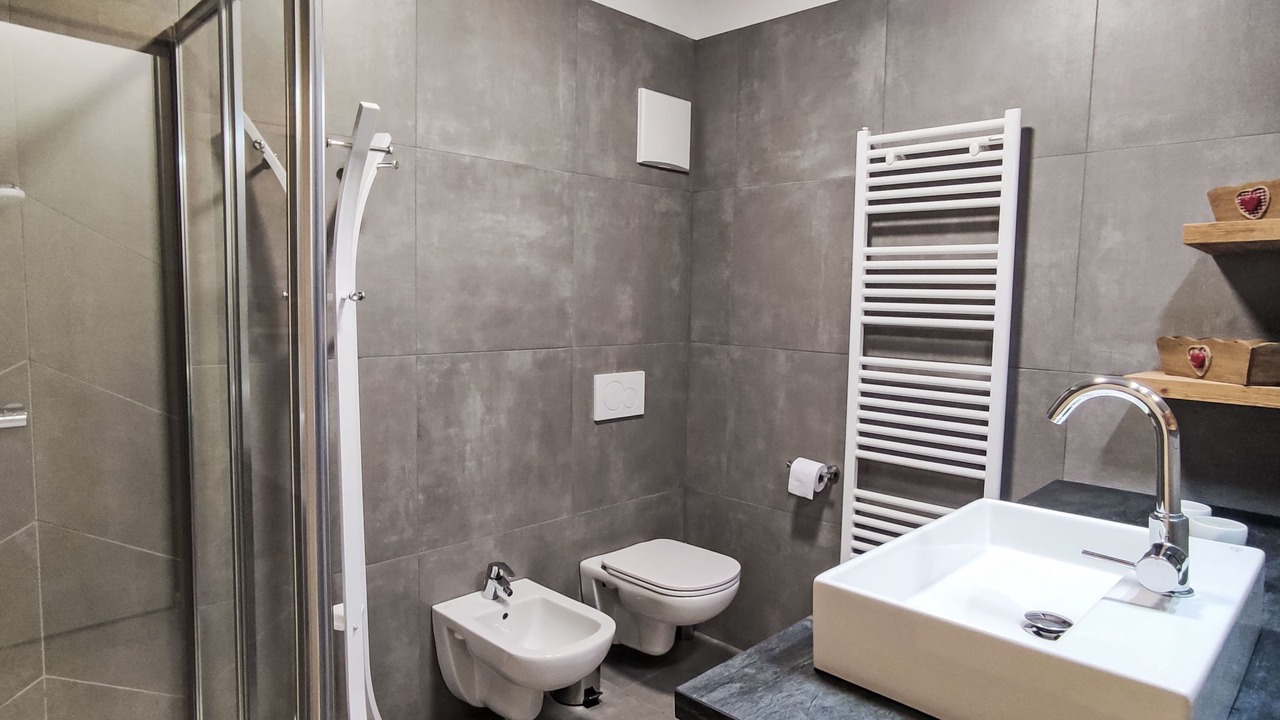 Photo of Bathroom in Pinzolo