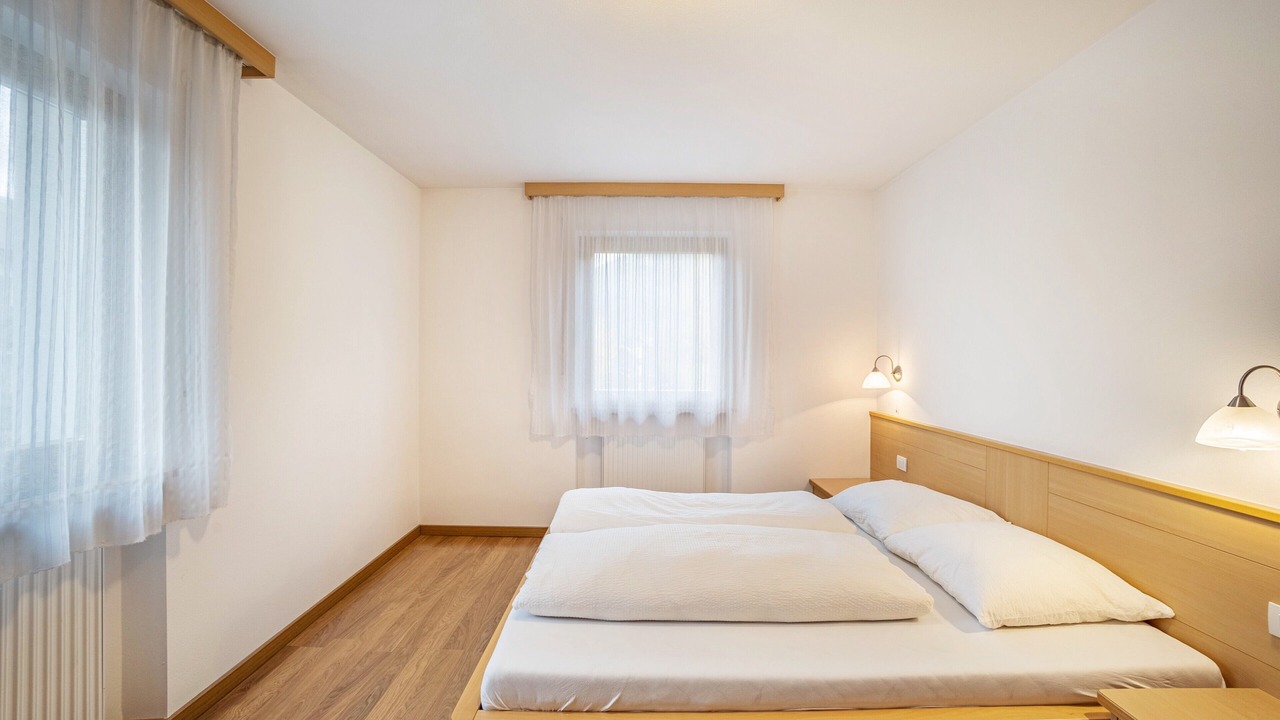 Photo of Bedroom in Naz Sciaves