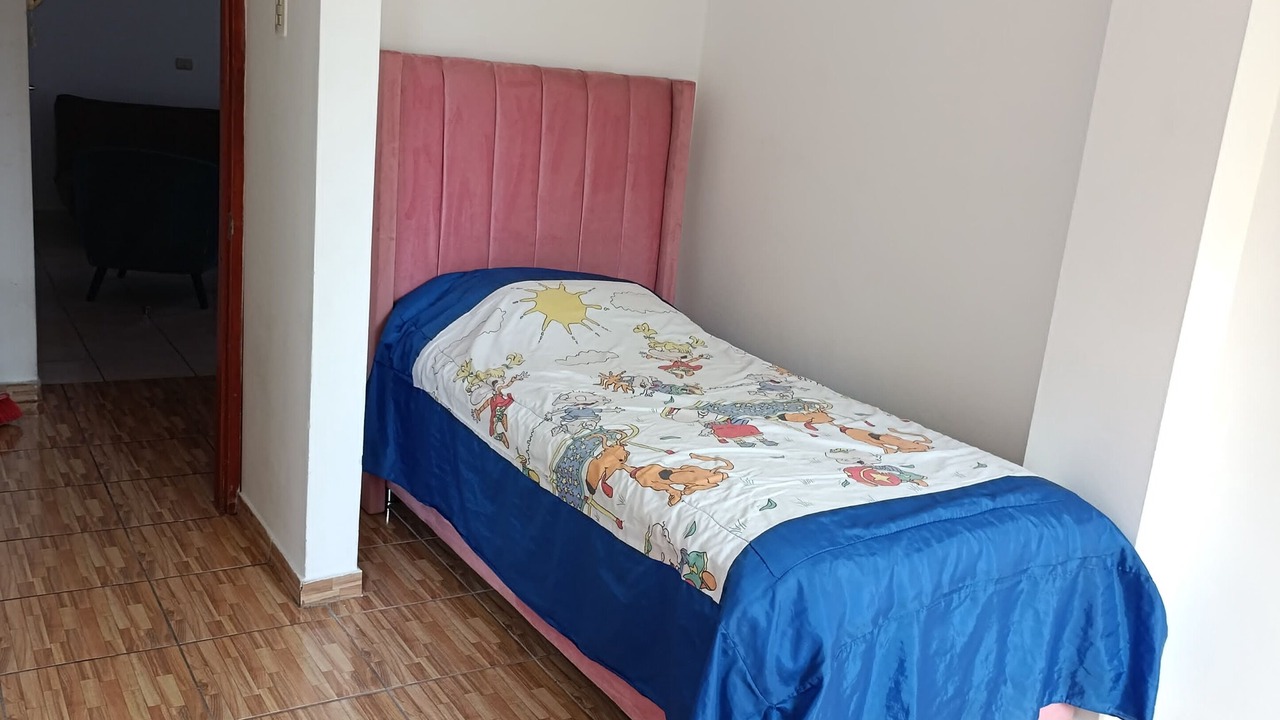 Photo of Bedroom in Los Olivos