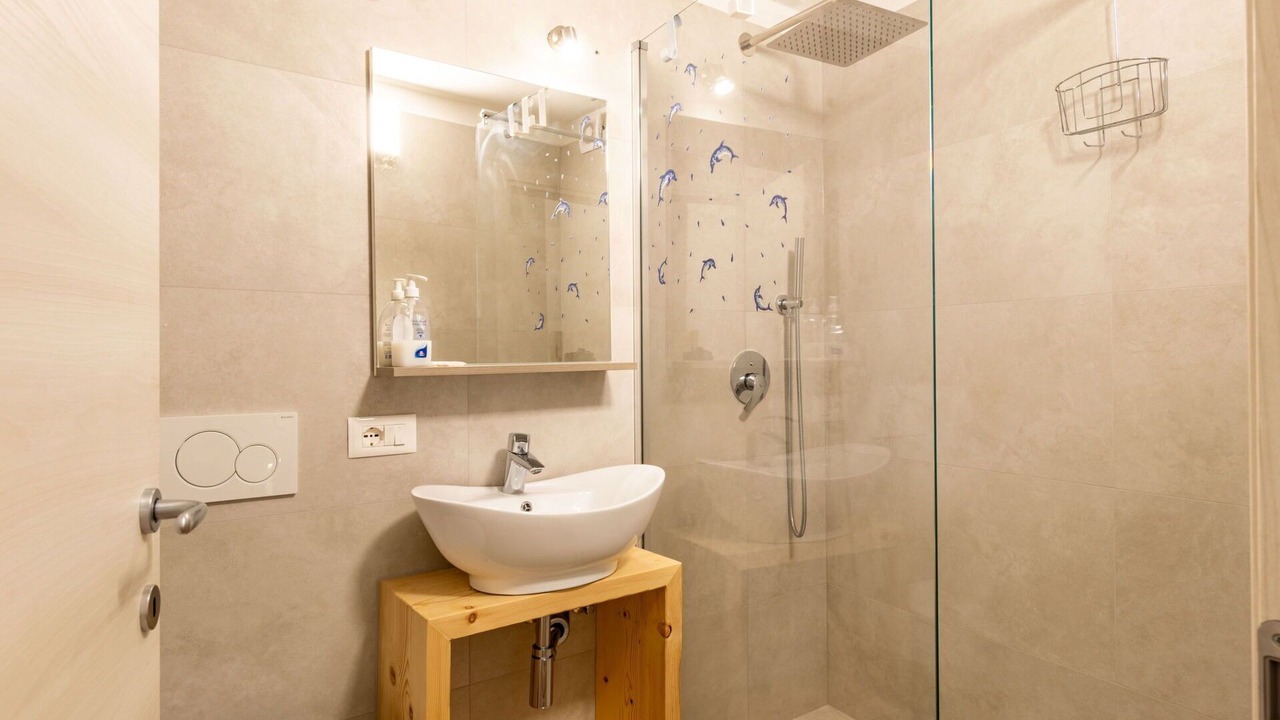 Photo of Bathroom in Arco