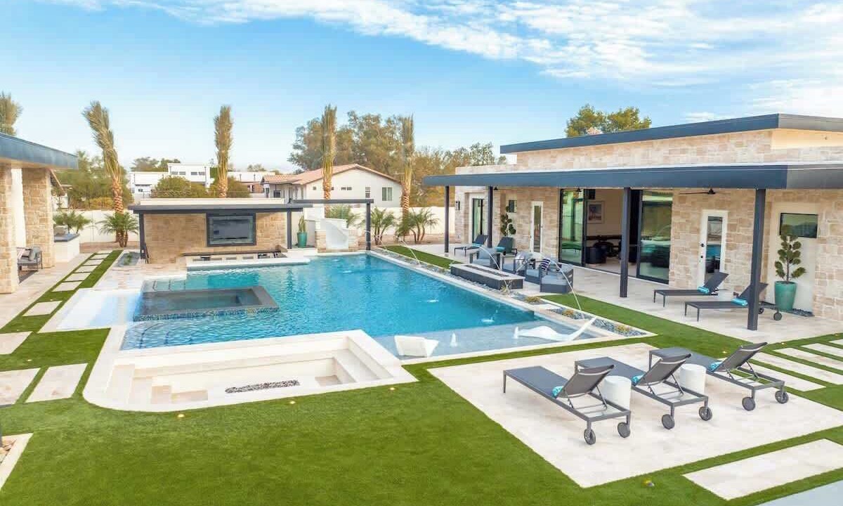 Photo of Outdoor in Paradise Valley Ranchos