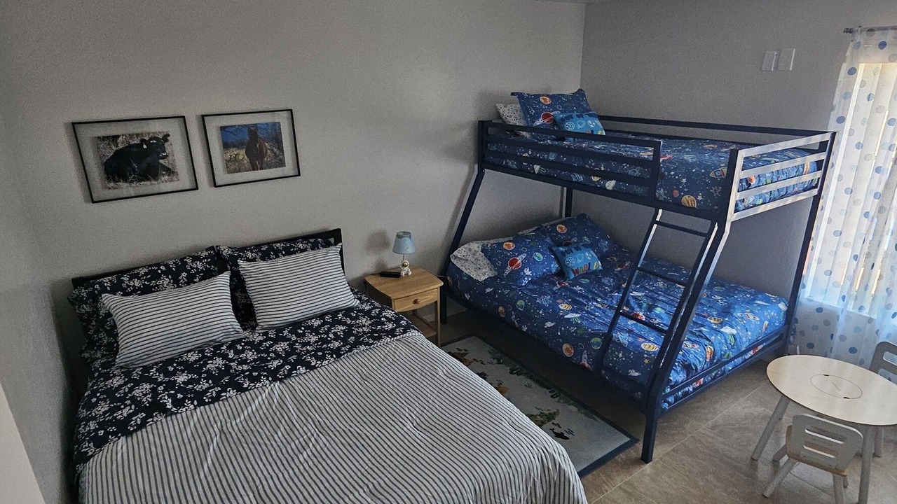 Photo of Bedroom in Harold Bell Wright Estates