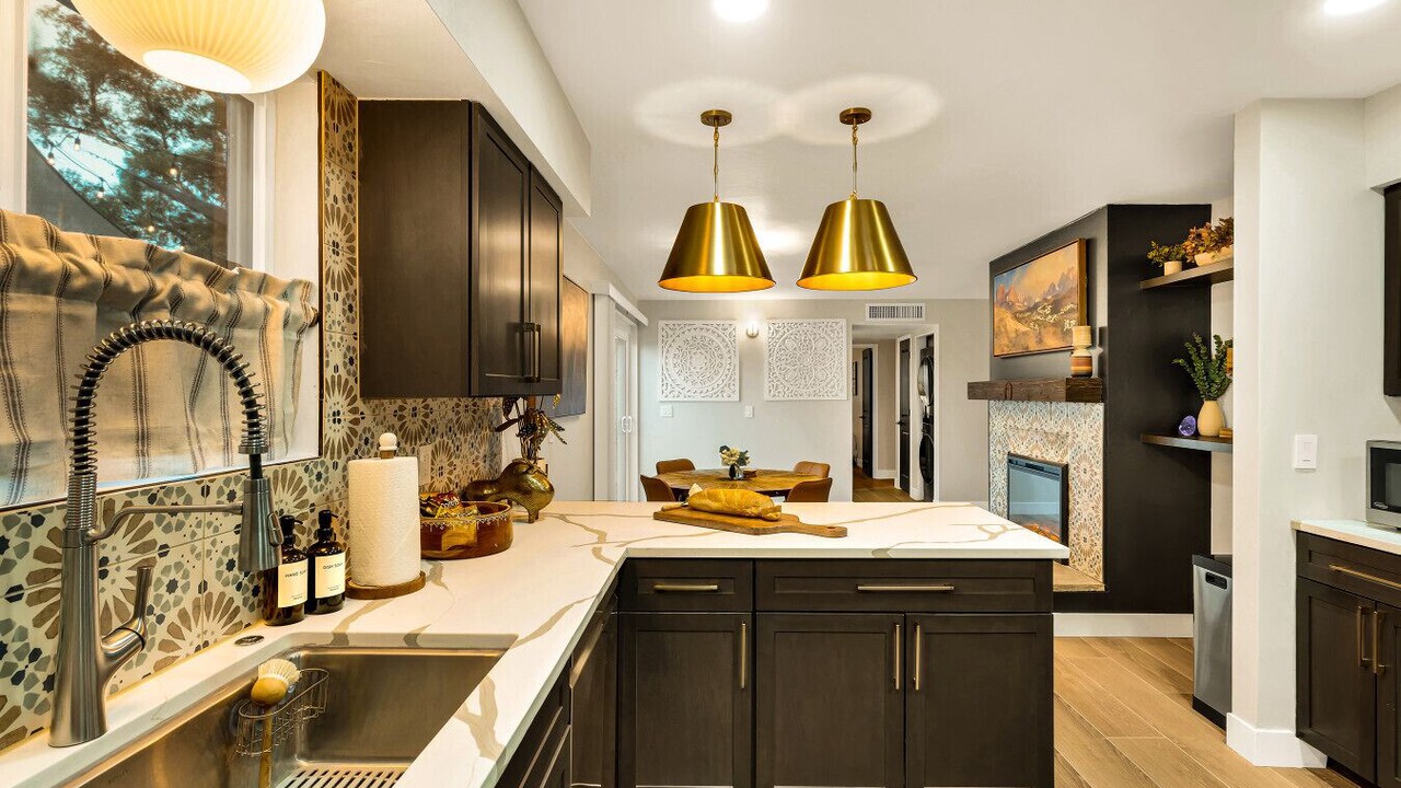 Photo of Kitchen in Blenman-Elm