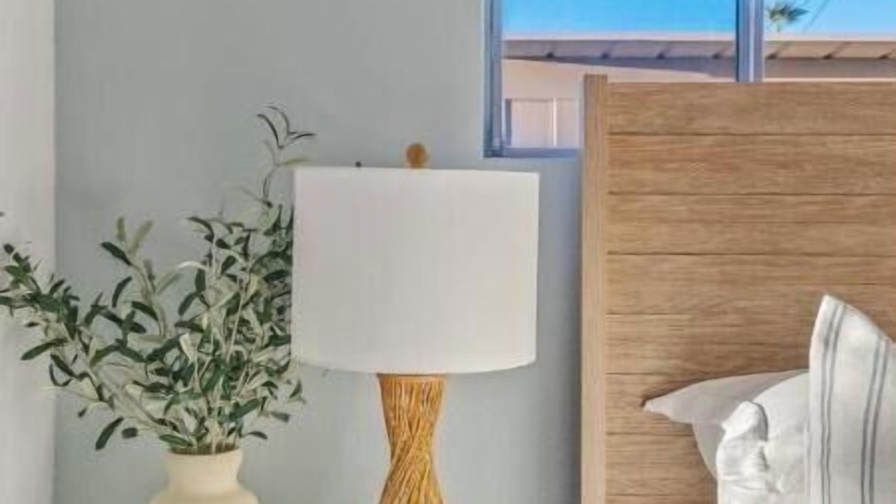 Photo of Bedroom in New Papago Parkway
