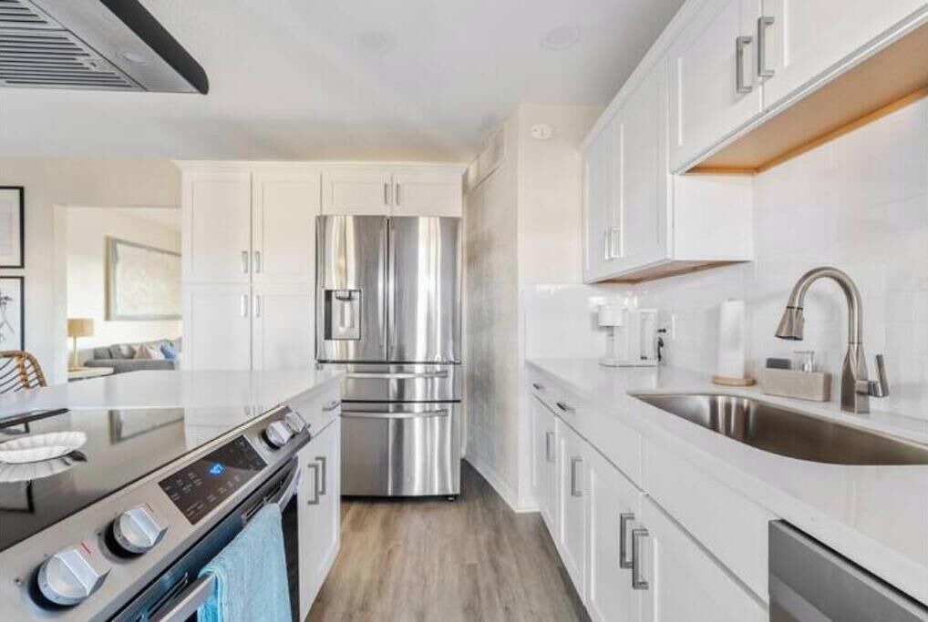 Photo of Kitchen in New Papago Parkway