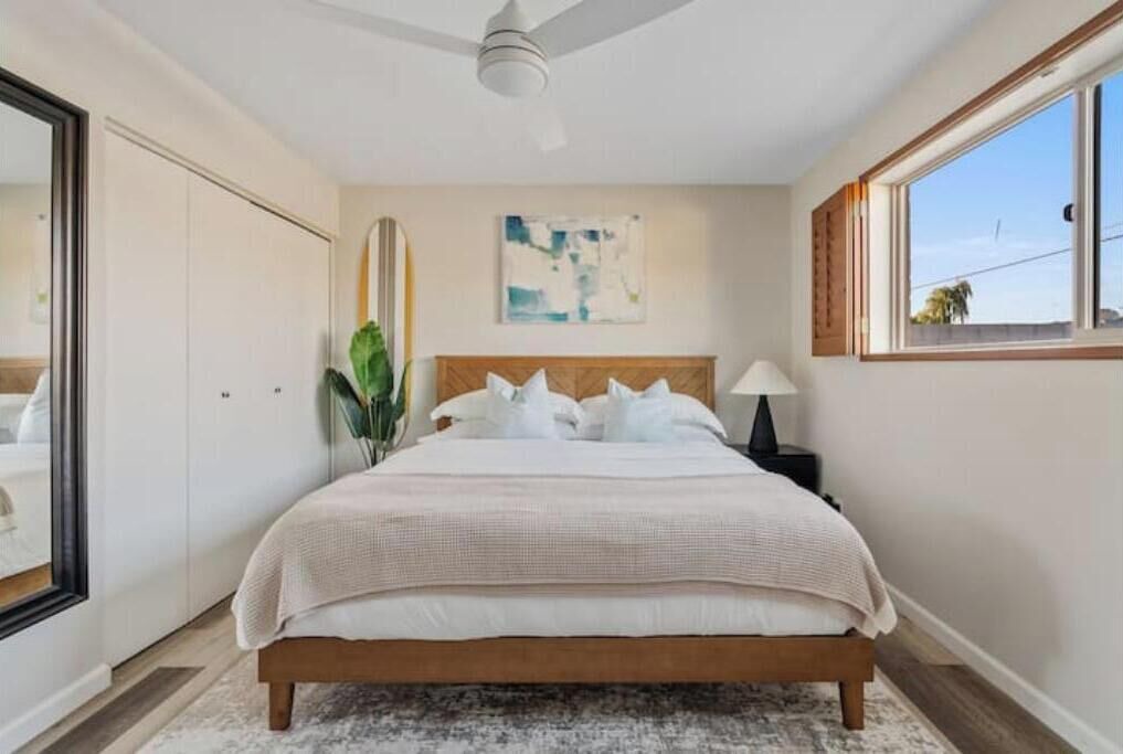 Photo of Bedroom in New Papago Parkway