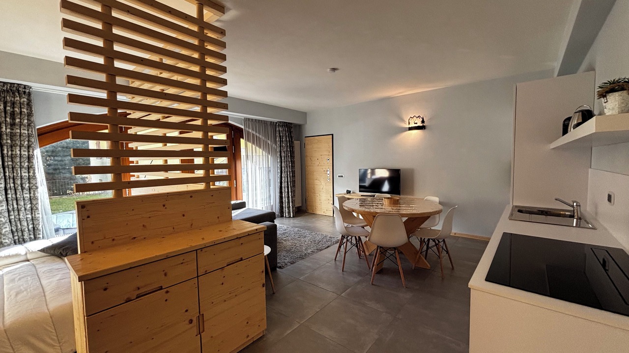 Photo of Bedroom in Carisolo
