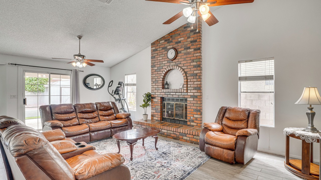 Photo of Livingroom in Tucson