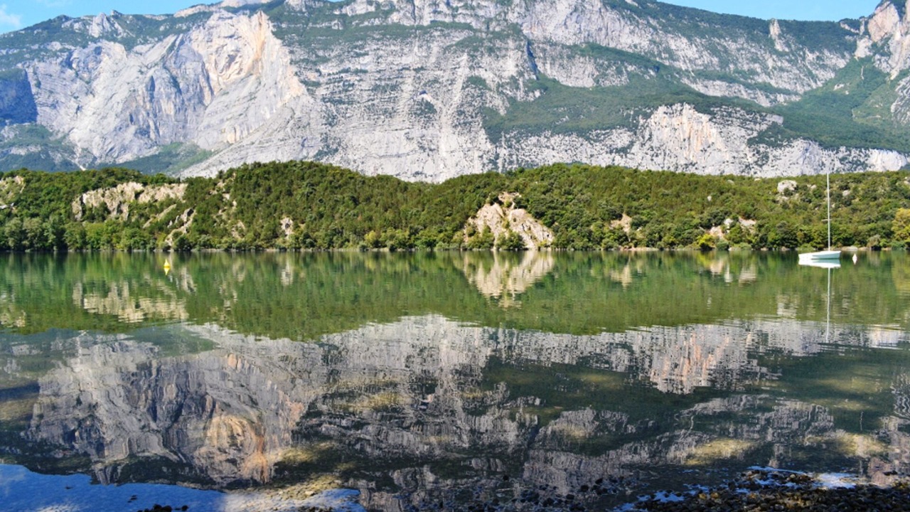 Photo of Outdoor in Cavedine