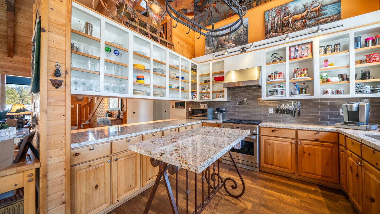 Photo of Kitchen in Pine