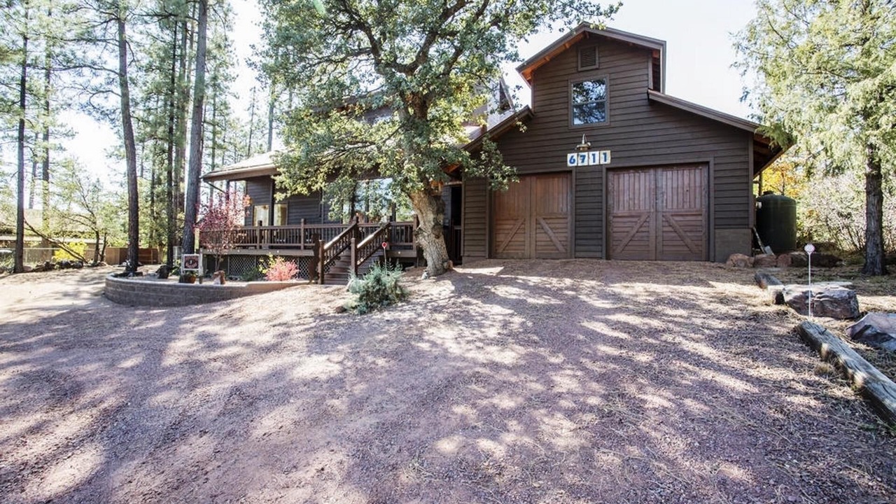 Photo of Outdoor in Pine