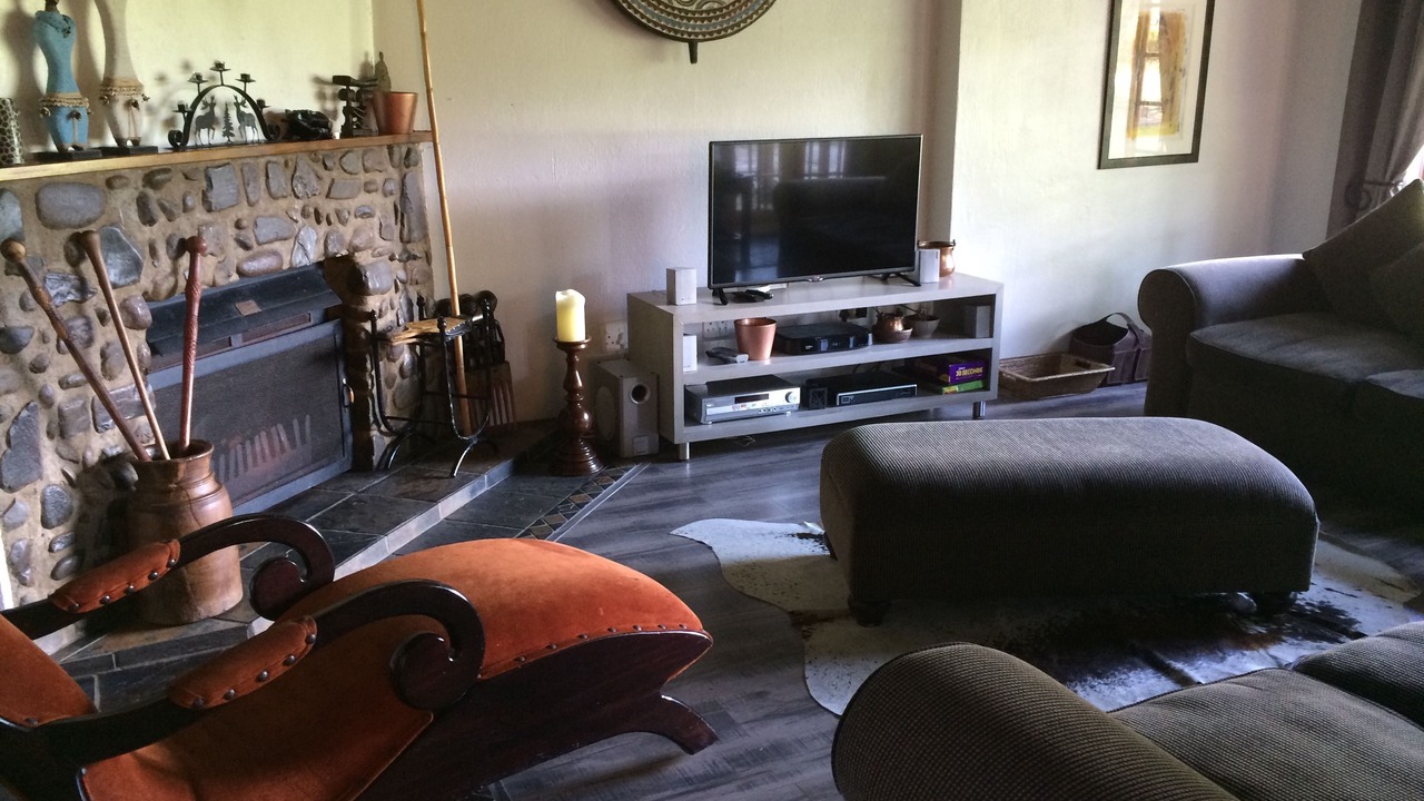 Photo of Livingroom in Cathkin Park