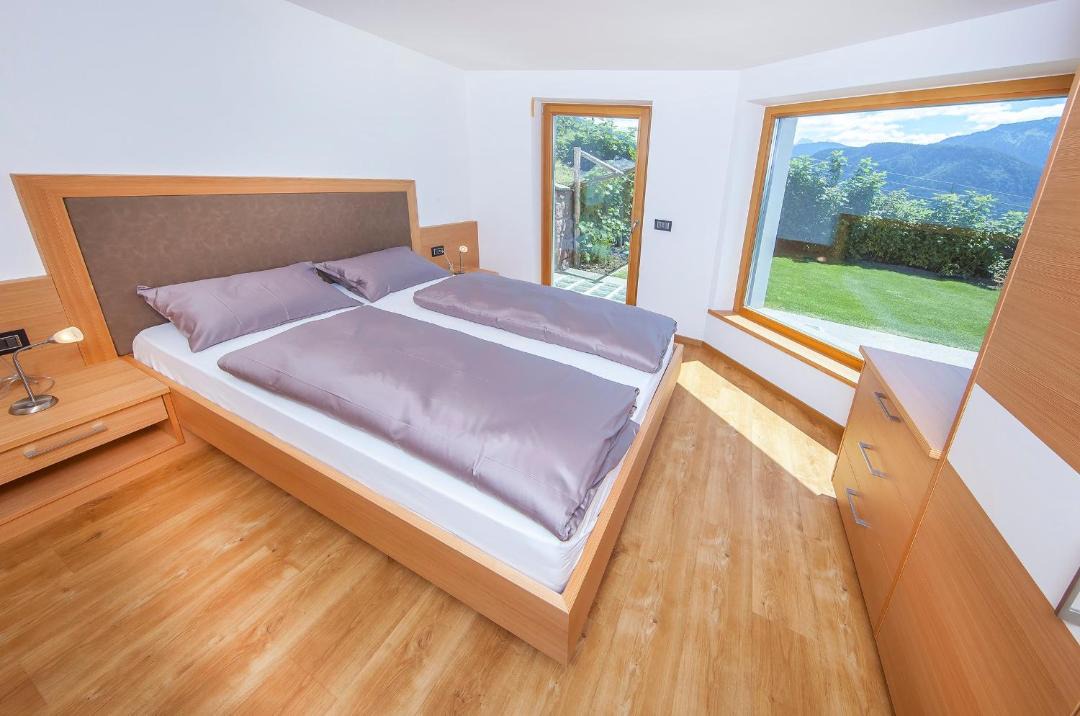 Photo of Bedroom in Laion