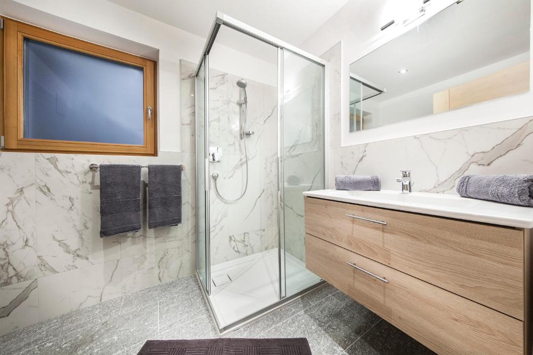Photo of Bathroom in Laion