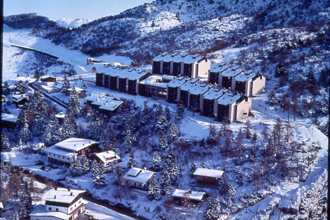Photo of Buildings in Vason