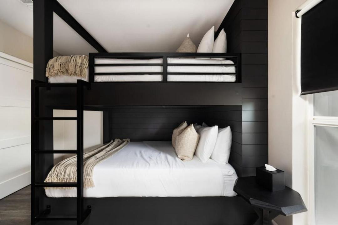 Photo of Bedroom in Avant