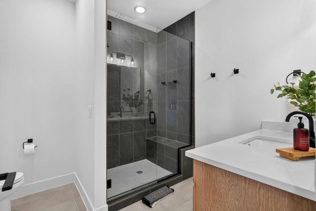 Photo of Bathroom in Greenehaven