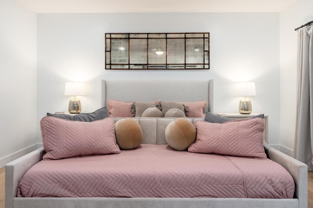 Photo of Bedroom in Paradise Valley Village