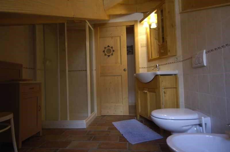 Photo of Bathroom in Enguiso