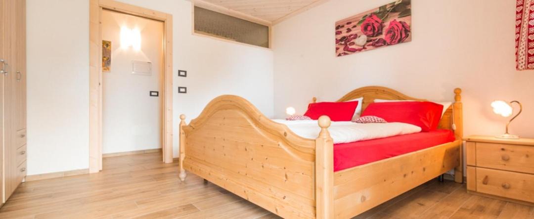 Photo of Bedroom in Roncegno