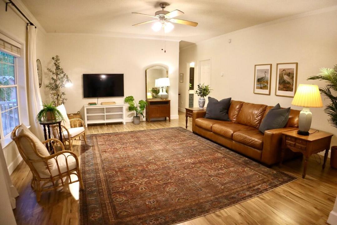 Photo of Livingroom in Mount Airy