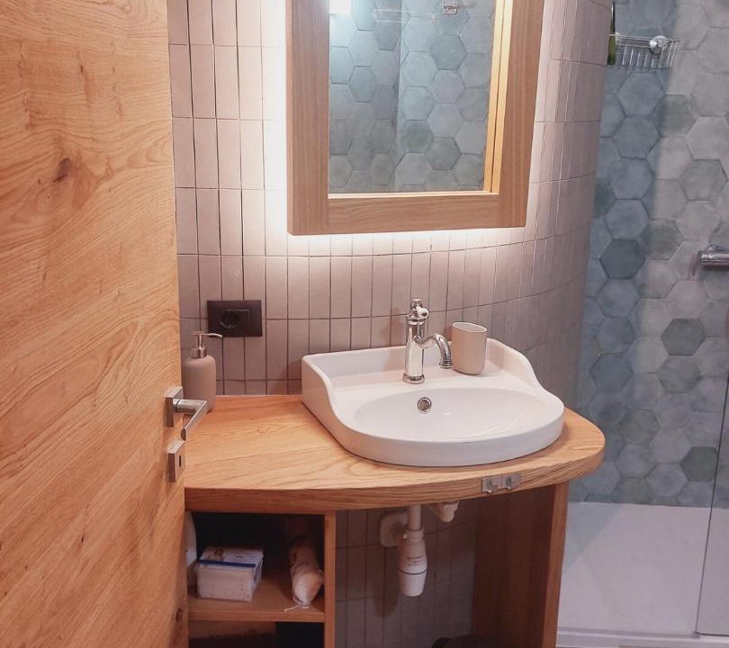 Photo of Bathroom in Palu
