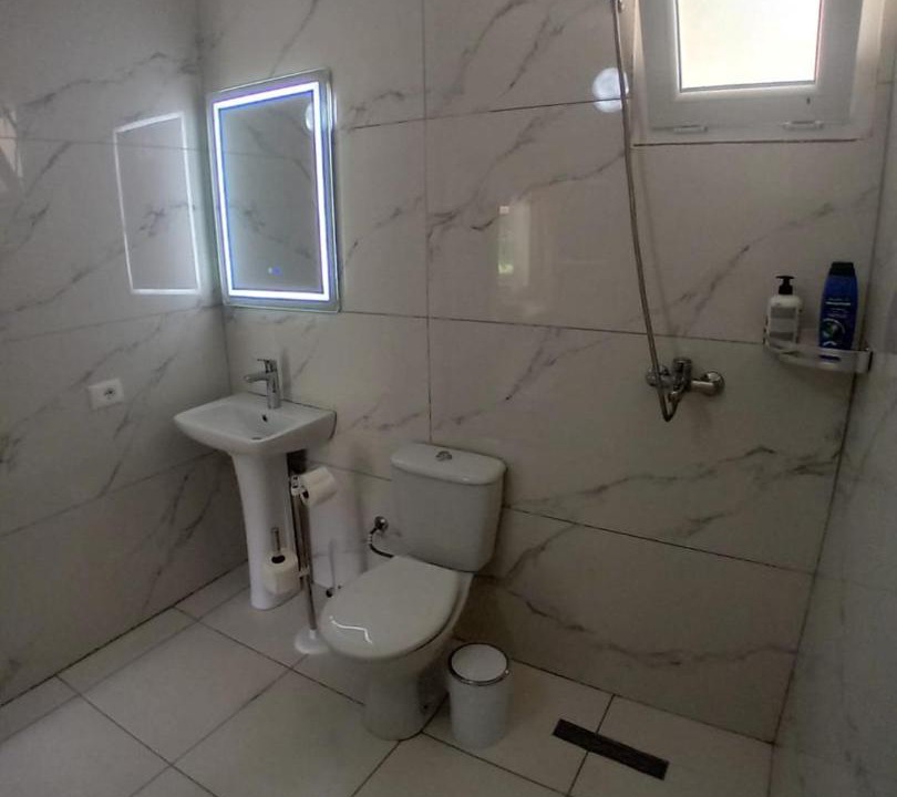 Photo of Bathroom in Shale