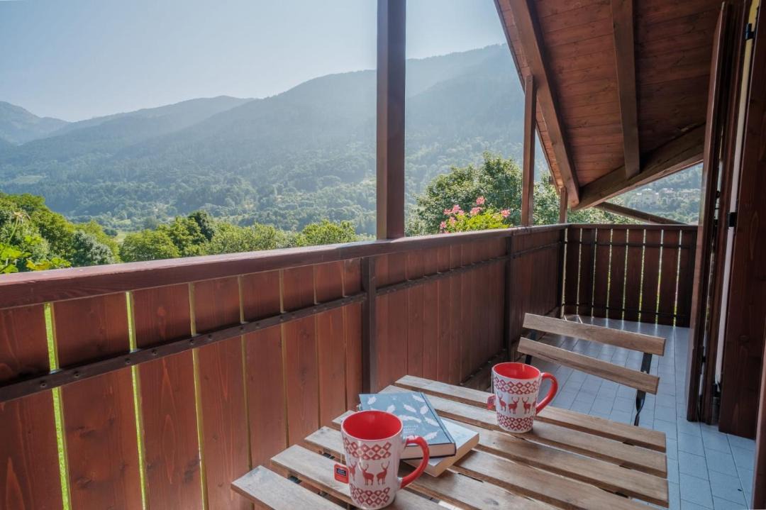 Photo of Patio Balcony in Strembo