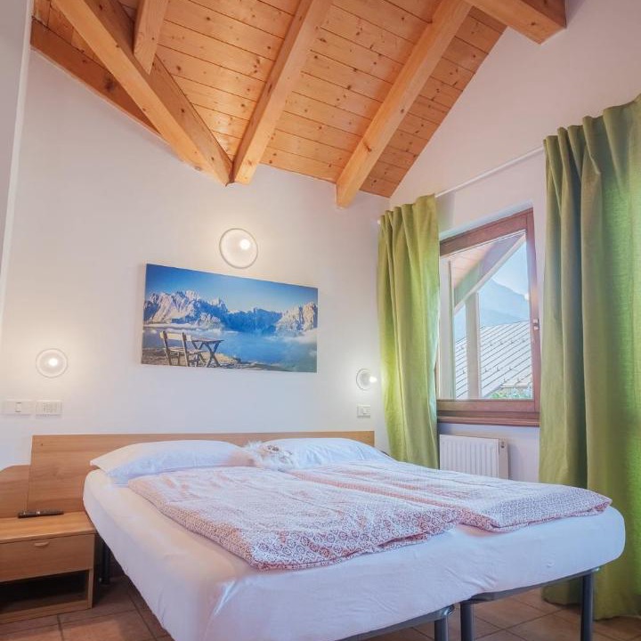 Photo of Bedroom in Strembo