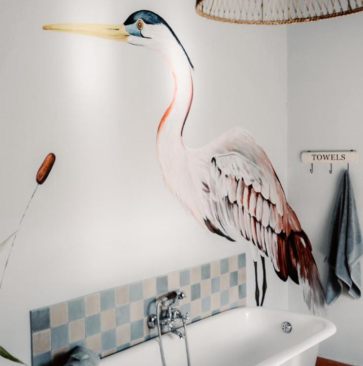 Photo of Bathroom in Curry's Post