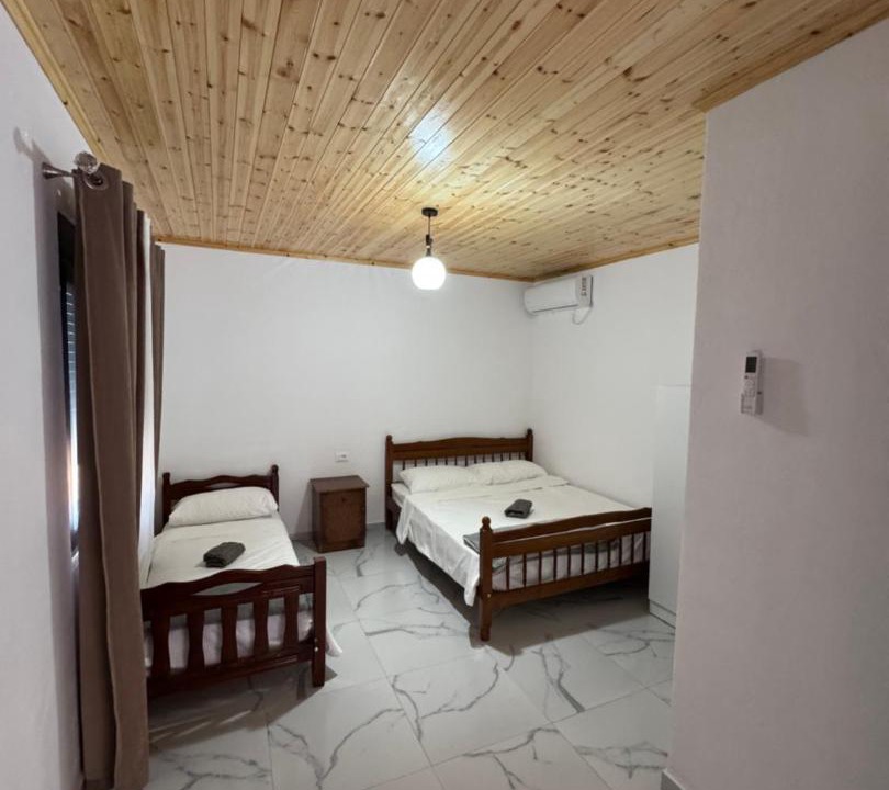 Photo of Bedroom in Koman