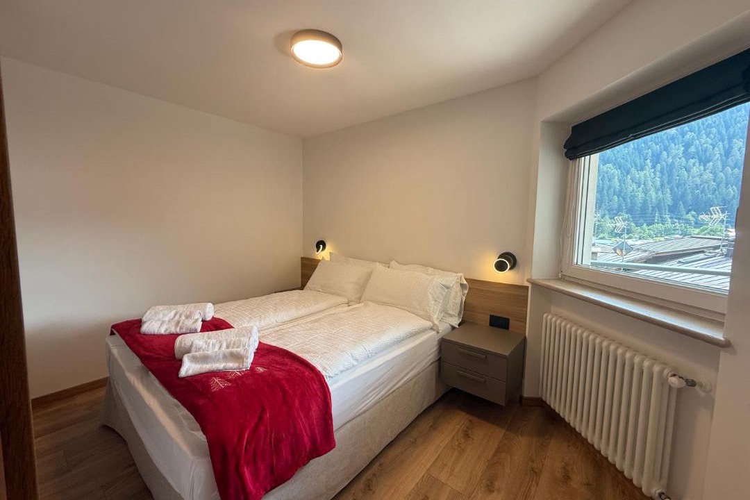 Photo of Bedroom in Pellizzano