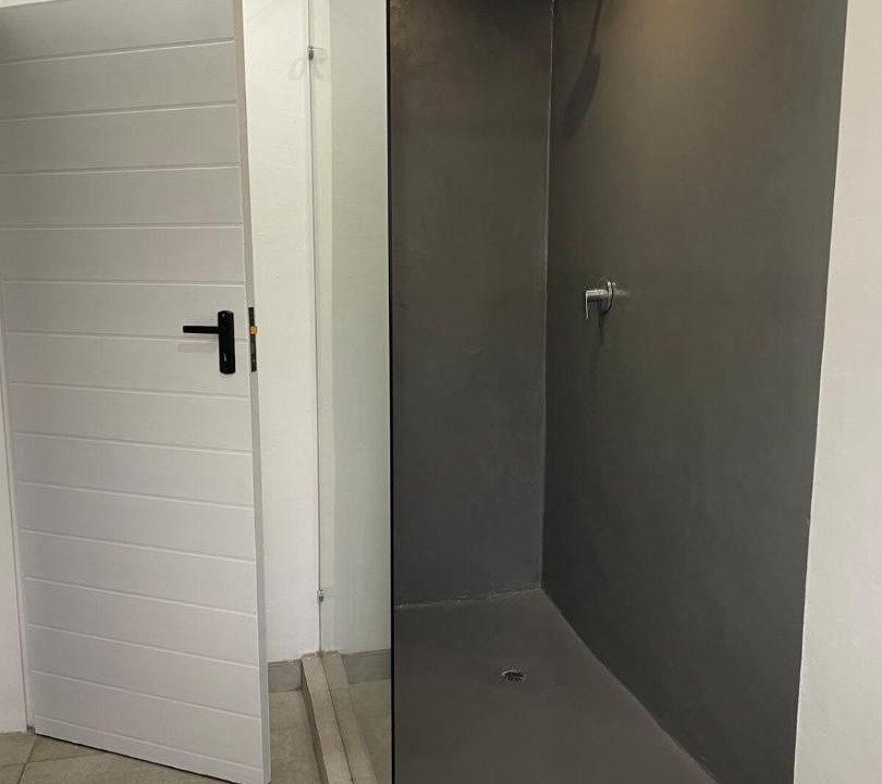 Photo of Bathroom in Nottingham Road