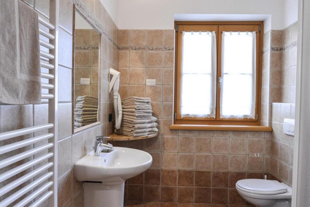 Photo of Bathroom in Arco