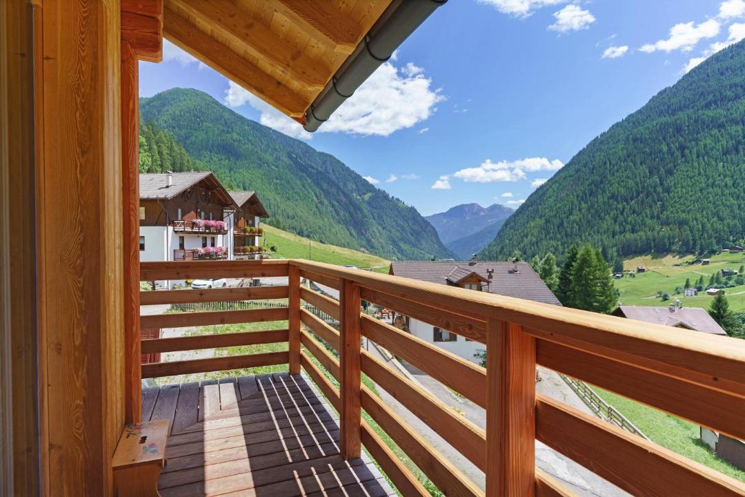 Photo of Patio Balcony in Rabbi