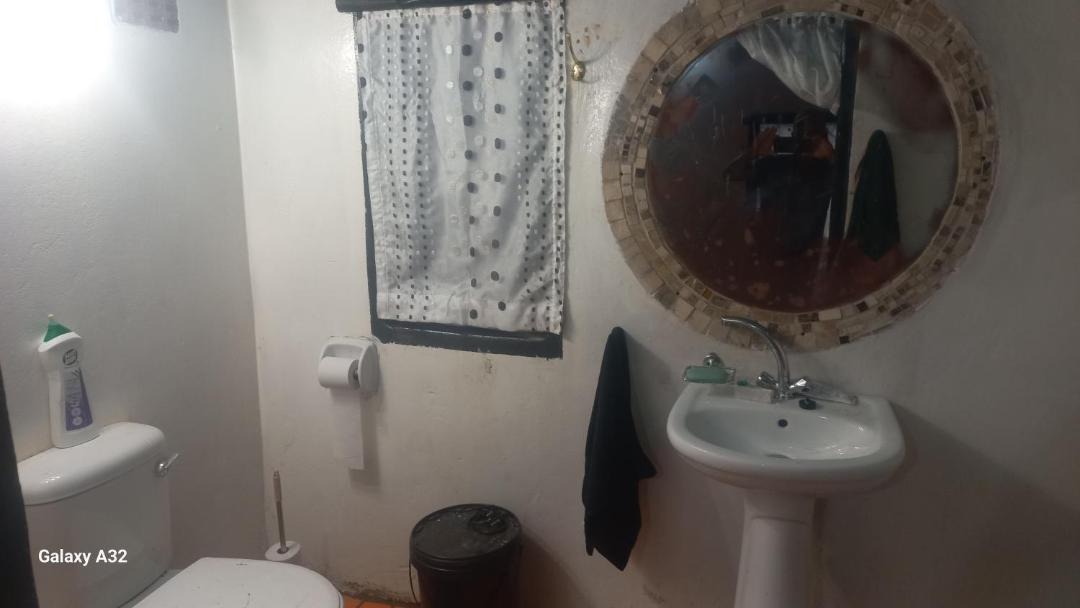 Photo of Bathroom in KwaNompondo